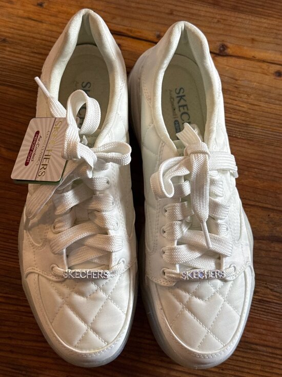 Skechers Shoes - Skechers Women's Vegan Air-Cooled Memory Foam Quilted White Sneakers Size 8 New